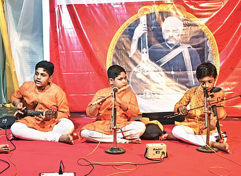 Young artistes perform at the 139th birth anniversary of Parupalli Ramakrishnaiah Panthulu in Vijayawada (Photo | EPS, Prasant Madugula)