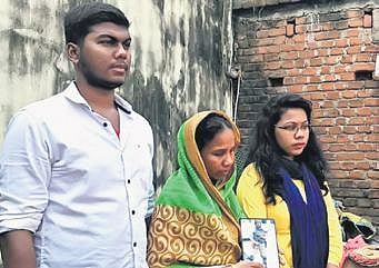 Martyr Sahu’s family members. (Photo | Express)