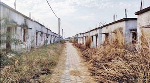 Abandoned houses in Sorola ODRP Colony in Chikiti block. (Photo | Express)