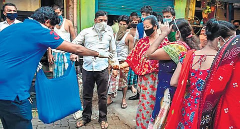 (For representational purposes) Ration being distributed to sex workers. (File photo)