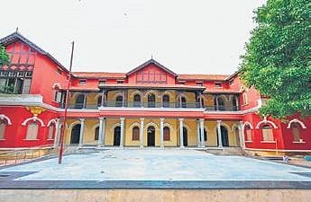 The Fort High School in Chamarajpet