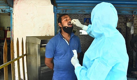 (Representational Image) A health worker collecting swab samples| (File Photo | EPS/ Ashwin Prasath)