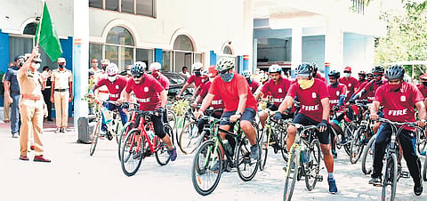 Cycle rally on the occasion of National Fire Service and Martyrs’ Day | Express