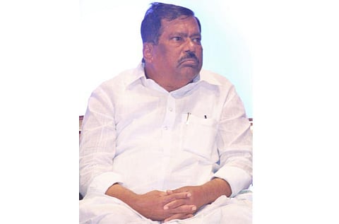  Former minister Azmeera Chandulal