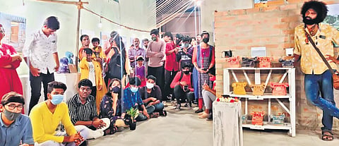 Koilpitchai Prabhakar’s mottai-maadi gallery