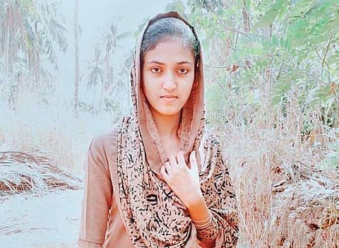 Subeera Farhat, 21