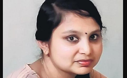 Aswathi UK