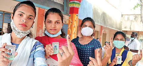 a group of girls in the booth in Vellore on Tuesday. (Photo | P S Sundar, S Dinesh/EPS)