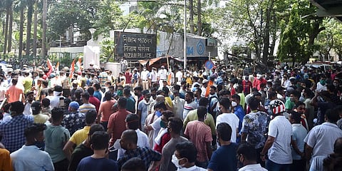 A large number of TMC supporters staged a protest outside the CBI office in Kolkata. (Photo| PTI)