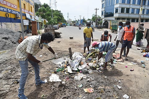 Sanitary workers in Chennai. (Photo | EPS/R.Satish babu)