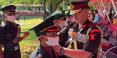 Lt Gen YK Joshi puts stars on the shoulders of Captain Nitika Kaul. (Photo| Twitter/ @proudhampur)