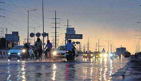 Vehicles ply on a road after rain and dust strom in Delhi. (File | Parveen Negi/EPS)