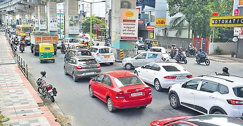 The rush at Kaloor on Friday after lockdown curbs were eased. People ventured out to buy essential items before stringent weekend restrictions | Albin Mathew