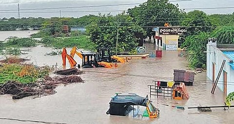 Mantralayam town submerged after heavy rains on Sunday  | EXPRESS