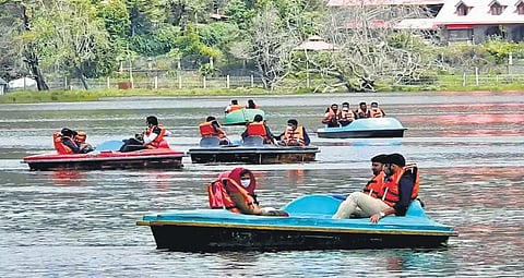 As lockdown relaxations were announced, cinema theatres, beaches and  other tourist spots saw huge crowds as people got to partake in leisure  activities | V KARTHIKALAGU/ DEBADATTA MALLICK
