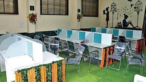 The library’s interiors is decorated with murals by Vrikshit Foundation. (Photo | EPS)