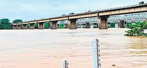 Brahmani river in spate at Rourkela | Express