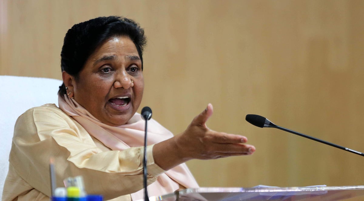 No one should engage in 'narrow politics': Mayawati on hijab row