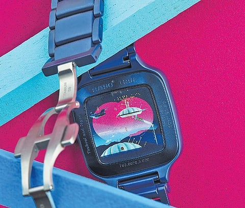 With a unique time display that superimposes the local time of the wearer to several time zones of the world, the designers wanted to explore a “meditative proposal”