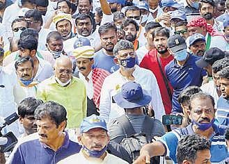 KPCC president DK Shivakumar and Congress workers on Day 2 of their  10-day padayatra on Monday
