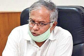 Announce KPSC results soon, Suresh asks govt 