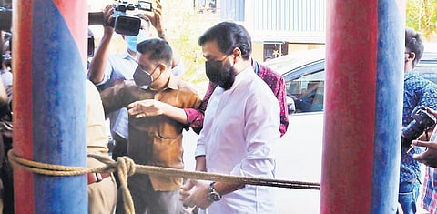 Actor Dileep arrives at the crime branch office in Kalamassery for interrogation for the second consecutive day on Monday | A Sanesh