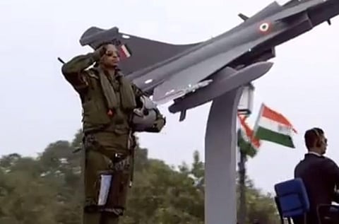 Lieutenant Shivangi Singh on the IAF tableau during the Republic day parade. (Screenshot/PIB Twitter)