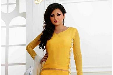 Drashti Dhami. (Facebook Photo)