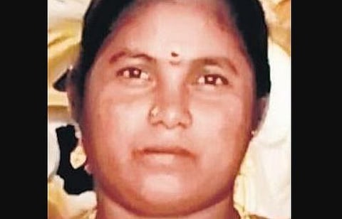 Finally, Bengaluru woman leaves Oman to see husband's body