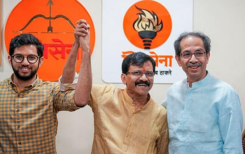 Shiv Sena (Uddhav Balasaheb Thackeray) leader Sanjay Raut with Uddhav Thackeray along with Aaditya Thackeray at Matoshree residence. (Photo | PTI)