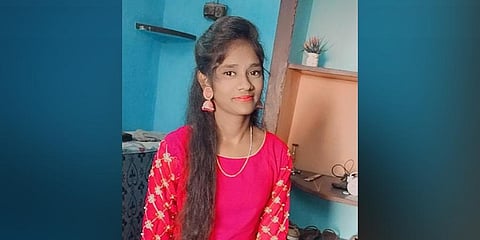 Priya R