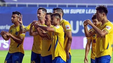 Kerala Blasters beat Hyderabad FC 1-0 victory at the GMC Balayogi Athletic Stadium, Hyderabad. (Photo | PTI)
