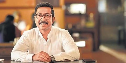 Vineeth Sreenivasan in Mukundan Unni Associates.