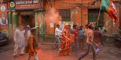BJP workers celebrate the party's victory in the Gujarat Assembly elections. (File photo | PTI)