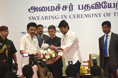 Udhayanidhi Stalin sworn in as cabinet Minister and  administered the oath of office and secrecy by Governor RN Ravi at Raj Bhavan (Photo | Ashwin Prasath, EPS)