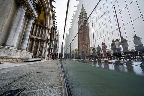 A set of glass barriers installed around the 900-year-old St. Mark’s Basilica in Venice has kept its marble columns and valuable mosaics safe from seawater-induced erosion. Flooding in November 2019 was devastating because the water could not recede quick