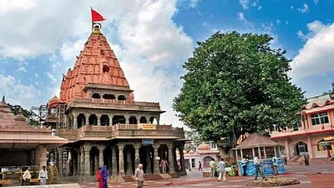 The Mahakaleshwar Temple is one of the 12 'jyotirlingas' in the country and attracts a large number of devotees. (Photo | PTI)