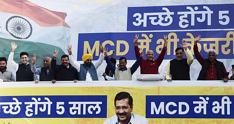 Delhi Chief Minister Arvind Kejriwal, Deputy Chief Minister Manish Sisodia and Punjab Chief Minister Bhagwant Mann thanked the people for AAP's victory in the MCD polls. (Photo | Parveen Negi, EPS)