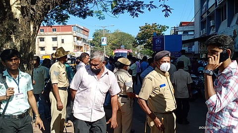 Police standing guard to disperse the students at RN Shetty PU College in Kundapur (File Photo | Express)