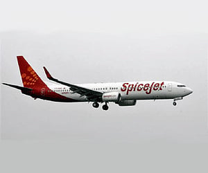 Aviation turbine fuel (ATF) - the fuel that helps aeroplanes fly - was hiked by 17,135.63 per kl, or 18.3 per cent, to Rs 110,666. (Photo | Reuters)