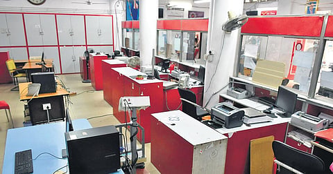 A post office in Vijayawada wears a deserted look as employees join the 2-day Bharat Bandh on Monday. ( Photo | EPS)