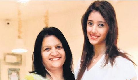 Snehal Mantri (left) and Kamakshi Mantri