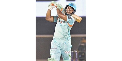 LSG’s Evin Lewis hit a 23-ball 55 to help  team beat CSK  | sportspicz