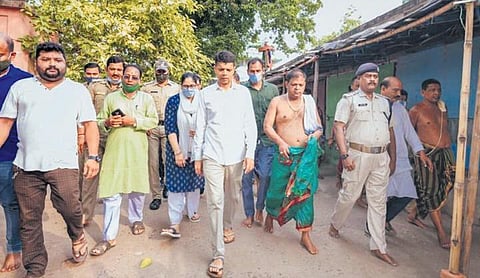 5T secretary VK Pandian going round Maa Sarala temple on Tuesday | Express