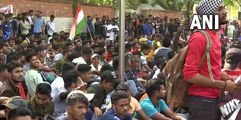Young aspirants gathered at Jantar Mantar in New Delhi to protest against the delay in the army recruitment process. (Photo | ANI)