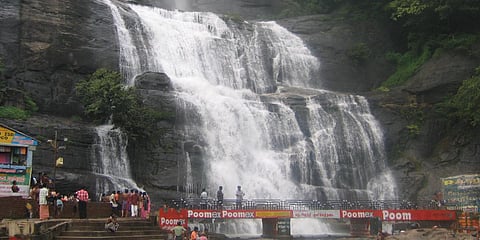 Old Courtallam Falls 