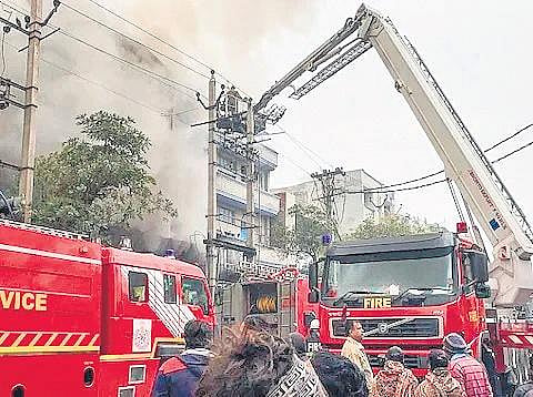 Two firemen were injured in fire-fighting operations after some buses caught fire at Sunehri Pullah Depot in south Delhi.