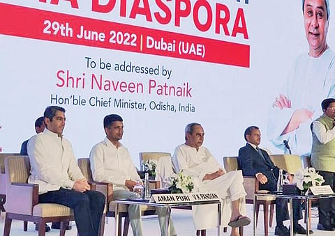 Chief Minister Naveen Patnaik interacting with the Odia diaspora, in Dubai. (Photo | Express)