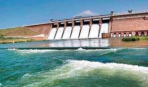 Kerala farmers protest TN move to draw water from Aliyar dam