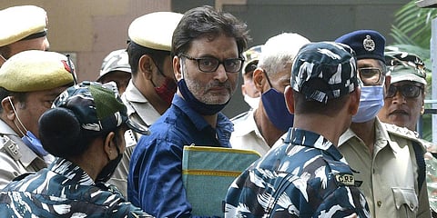 Kashmiri separatist leader Yasin Malik being produced at Patiala House court, in New Delhi. (Photo| Parveen Negi, EPS)